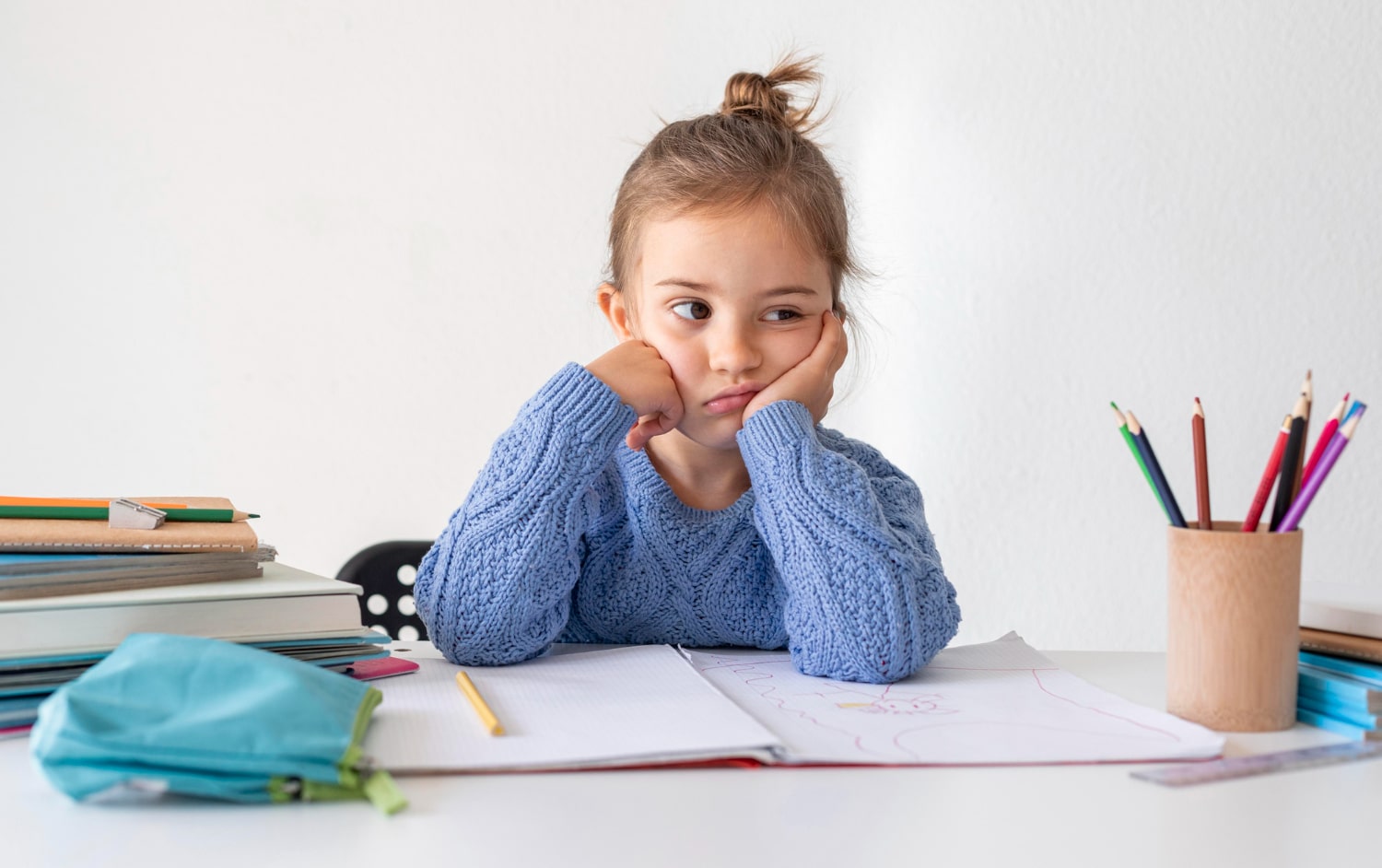 Çocuklarda Dikkat Eksikliği Sebepleri Nelerdir? 8 Maddede Dikkat Eksikliği (DEHB) Neden Olur?